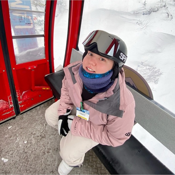 Meet your Posher, Carma - Picture 1 of 1